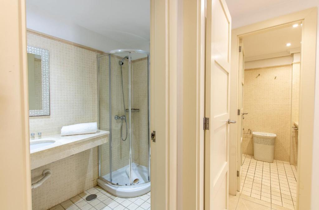 A bathroom at Balcon de Los Gigantes 2A016