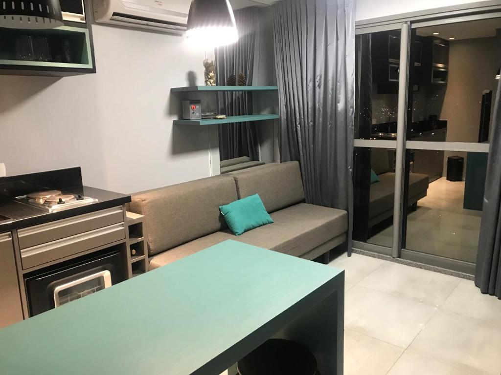  Apartamento decorado e equipado no 27º andar