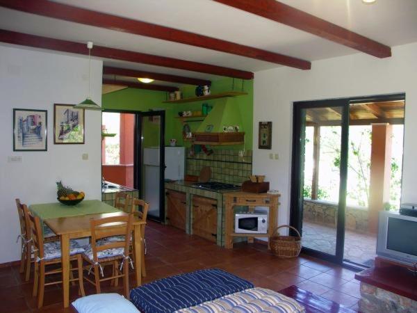 Kuchyň nebo kuchyňský kout v ubytování Holiday Home Vinisce (3484)