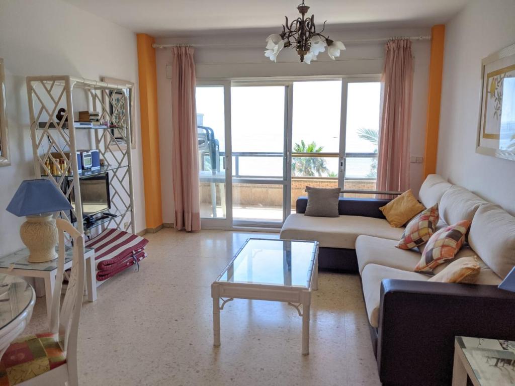 Estepona, apartamento en primera linea de playa, Estepona ...