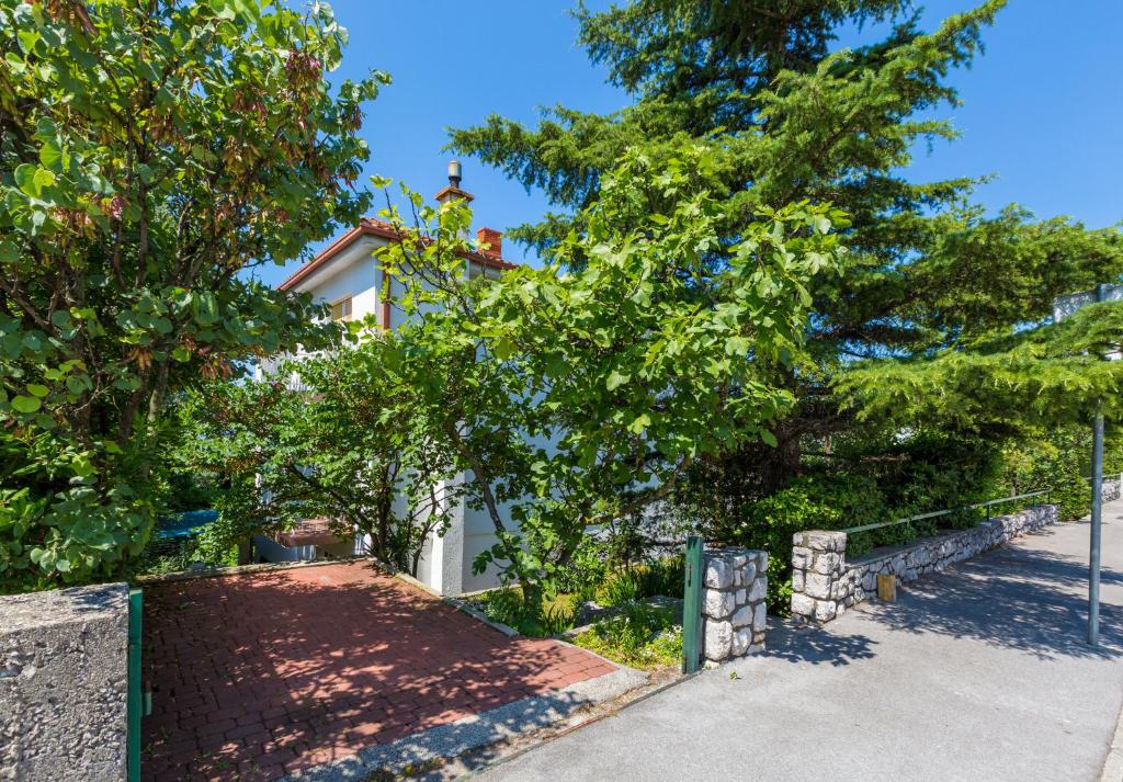 Vonkajšia záhrada v ubytovaní Bela Apartments