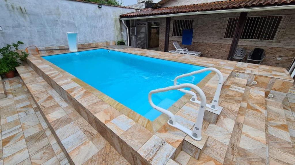 chart Deviate peach CASA EM PRAIA GRANDE COM PISCINA - 300M² - GARAGEM FECHADA PARA 3 CARROS, São Vicente – Prețuri actualizate 2022 chart Deviate peach CASA EM PRAIA GRANDE COM PISCINA - 300M² - GARAGEM FECHADA PARA 3 CARROS, São Vicente – Prețuri actualizate 2022