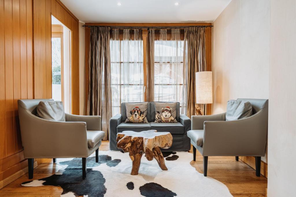 Część wypoczynkowa w obiekcie Hotel Chalet Del Brenta