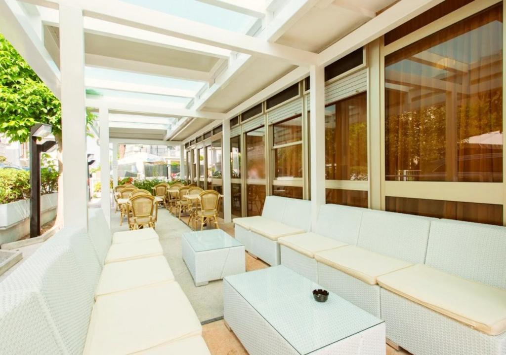 Fotografie z fotogalerie ubytování Hotel Consul Dipendenza la Plata con piscina v destinaci Riccione