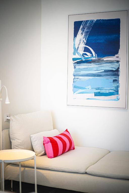A seating area at White Deluxe Caleta by Sea You There Fuerteventura