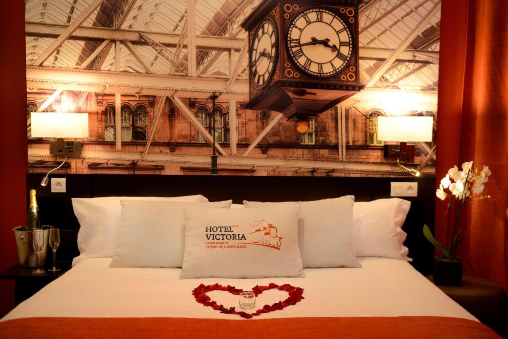 Hotel Victoria Lyon Perrache Confluence - Resim 11