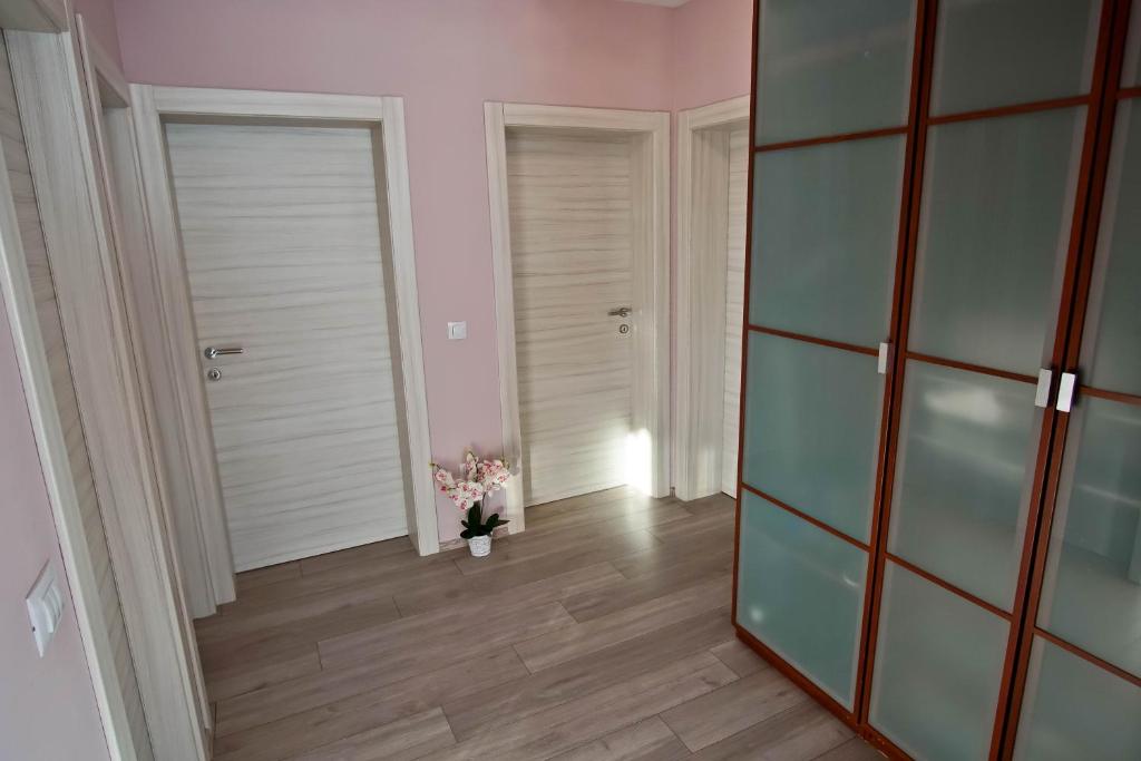 House Monte Cherpo - Three-Bedroom House
