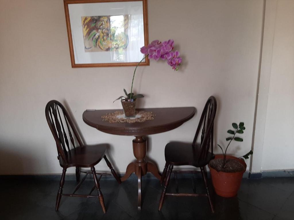  Apartamento próximo ao centro da Freguesia