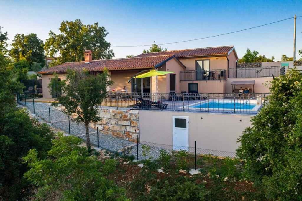 Fotografie z fotogalerie ubytování Holiday home in Marcana/Istrien 39953 v destinaci Marčana