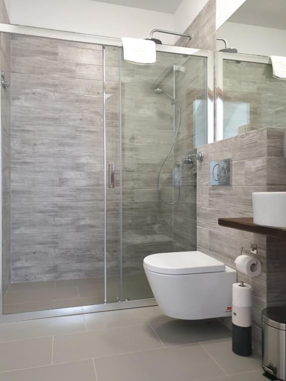 Chopina 29 Sopot Apartments - Deluxe Double Or Twin Room With Garden View