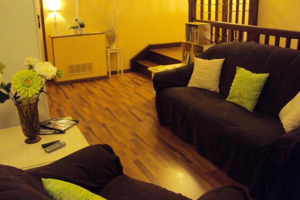 Istumisnurk majutusasutuses Logis Hôtel Les 3B