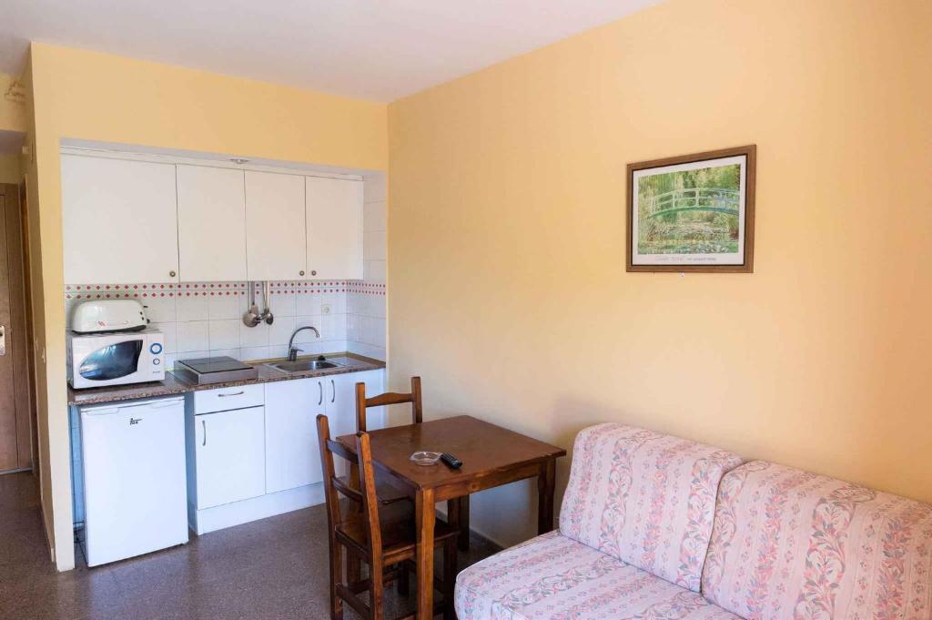 Kuchyňa alebo kuchynka v ubytovaní Apartments Lloret de Mar/Costa Brava 3515