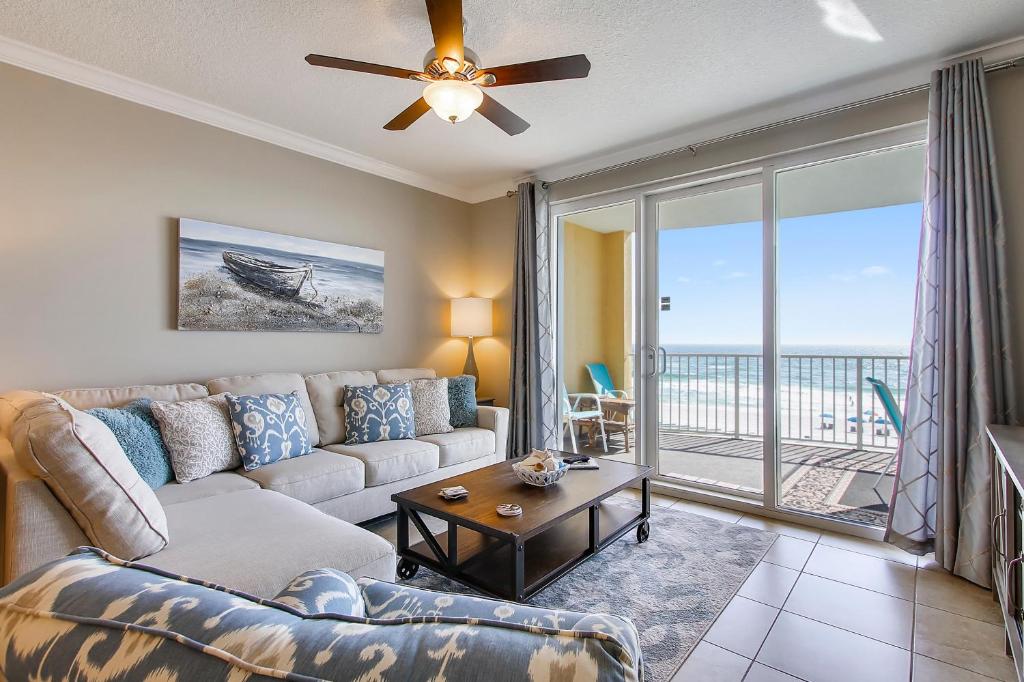 Twin Palms Condo