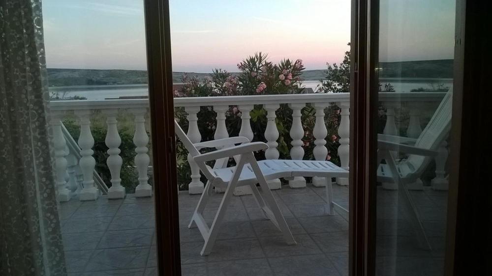Balkón alebo terasa v ubytovaní Apartment in Kustici with sea view, terrace, air conditioning, Wi-Fi (4847-2)