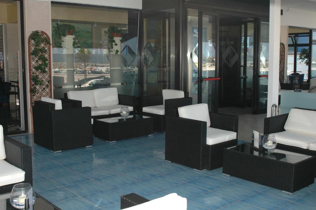 Posezení v ubytování Hotel Côte D'Est