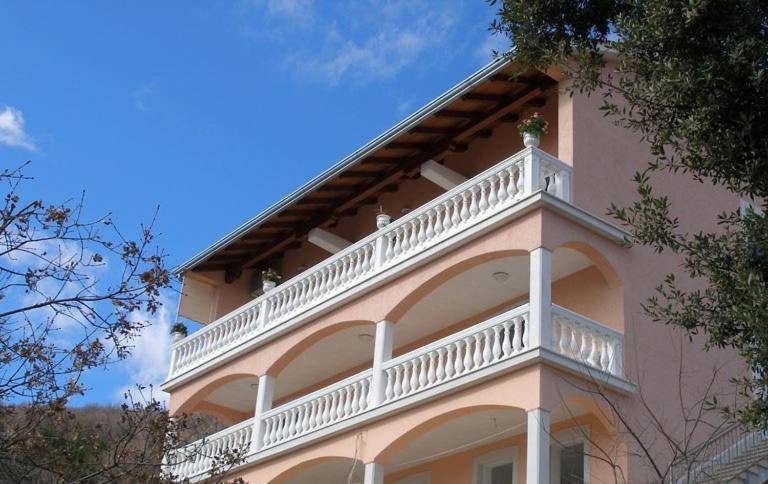 Fotografie z fotogalerie ubytování Apartment in Mošcenicka Draga with sea view, balcony, air conditioning, Wi-Fi (4772-1) v destinaci Mošćenička Draga