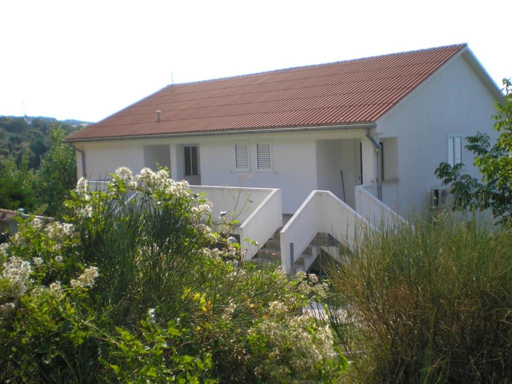 Budova, v ktorej sa apartmán nachádza