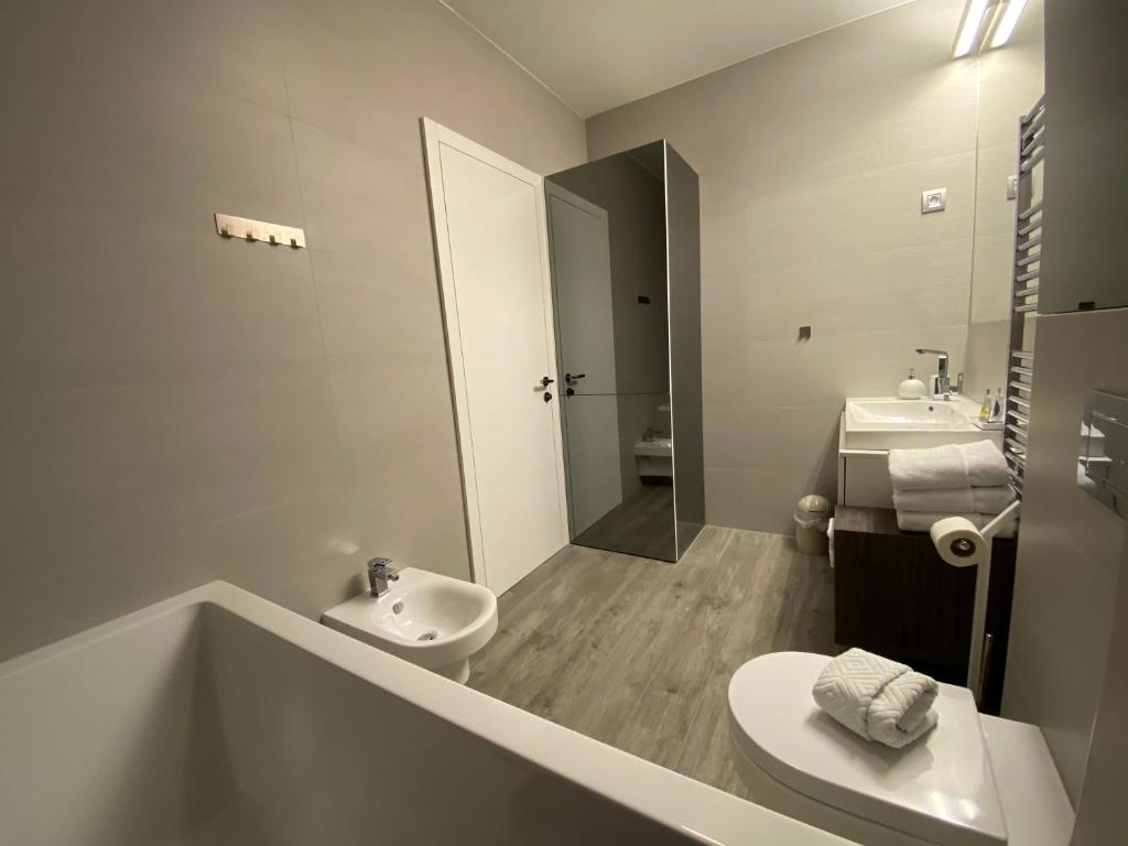 The View Luxury Residence with Pool - 12