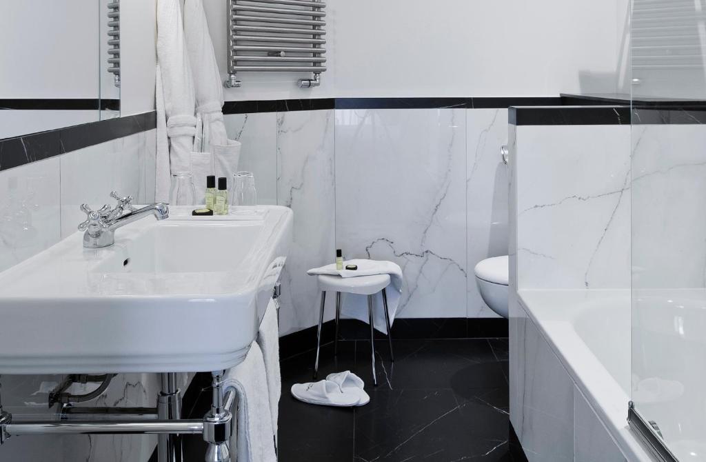 Hôtel Saint-Pétersbourg Opéra & Spa - Resim 45