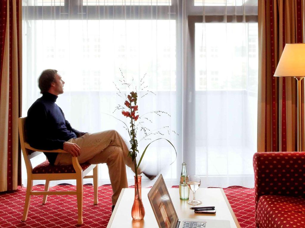 Hotel Chateau Kurfürstendamm - Resim 21