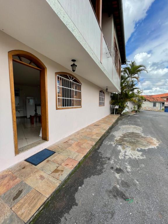  Lindo Loft NOVO - próximo ao centro com vista pro Itacolomi