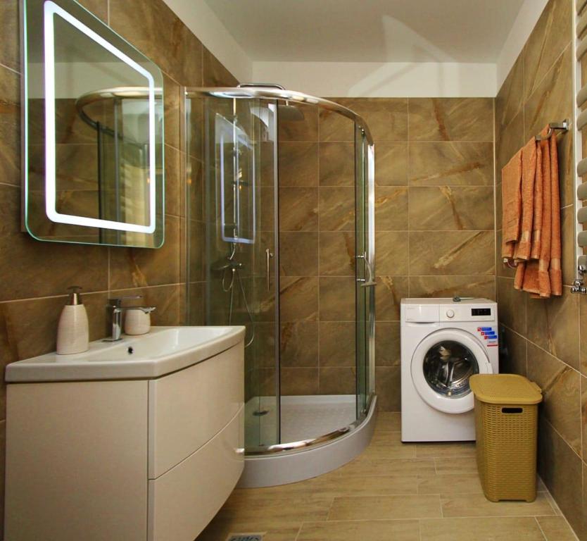 House Allure 2