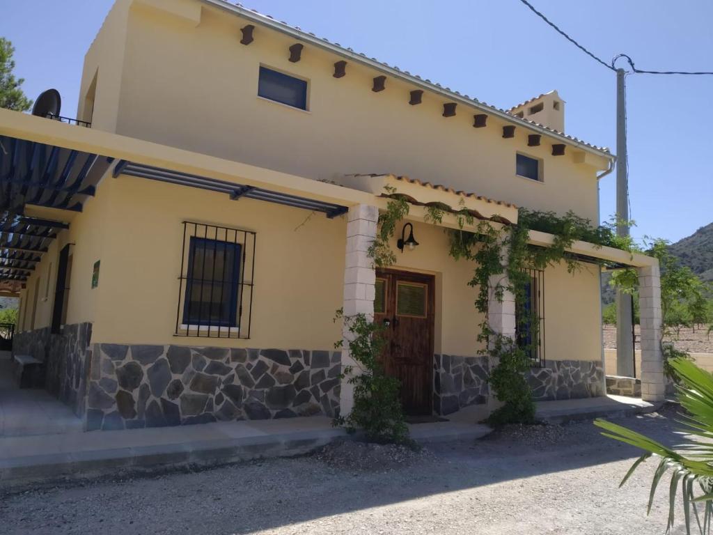 We Love Villas - Villa La Palma (Spanje Yecla) - Booking.com