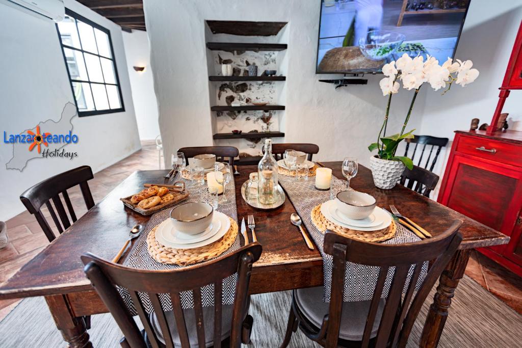 Fotografie z fotogalerie ubytování Vivienda Vacacional El Patio de Franky v destinaci Teguise
