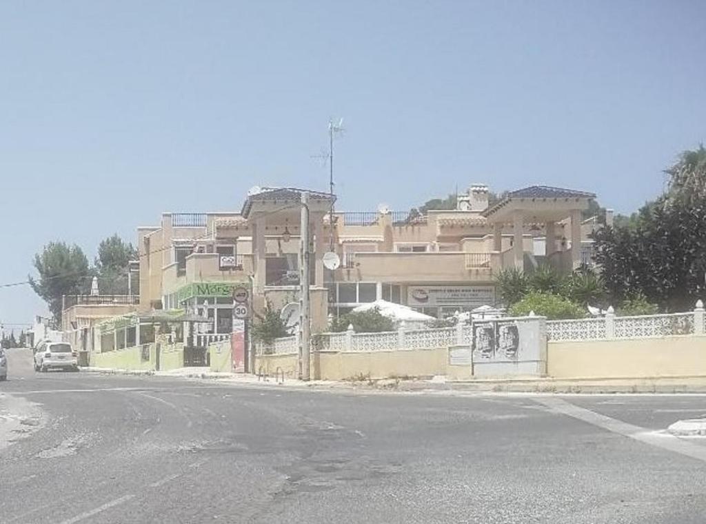 The surrounding neighborhood or a neighborhood close to Az apartmant