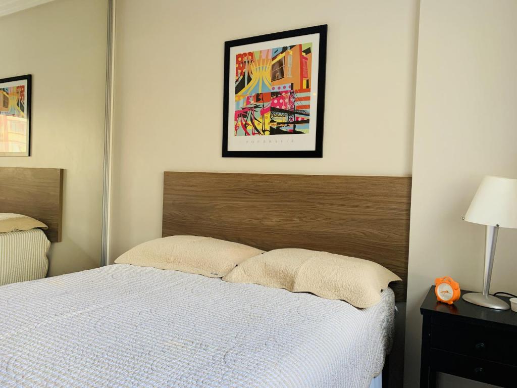  Apartamento a 200 metros da Paulista com AC