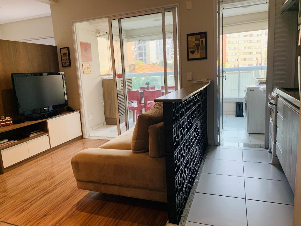  Apartamento a 200 metros da Paulista com AC