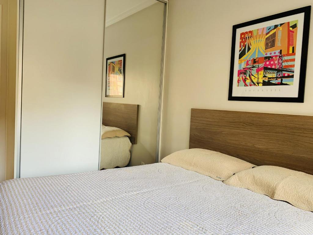  Apartamento a 200 metros da Paulista com AC