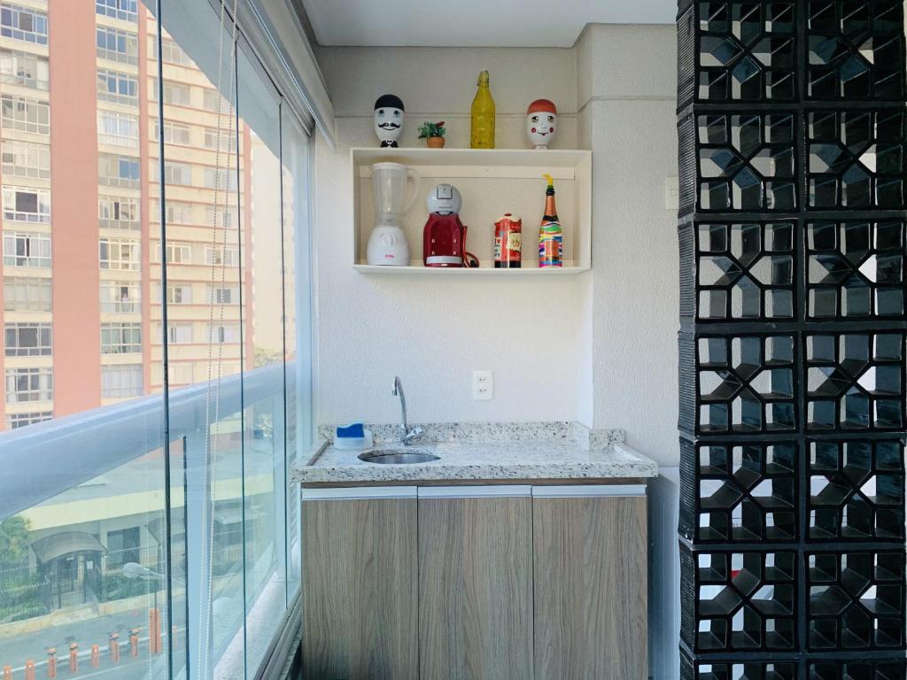  Apartamento a 200 metros da Paulista com AC