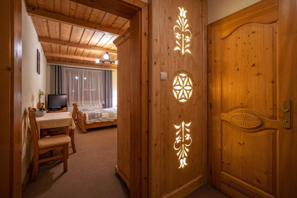 Willa i Domki Pod Reglami - 17