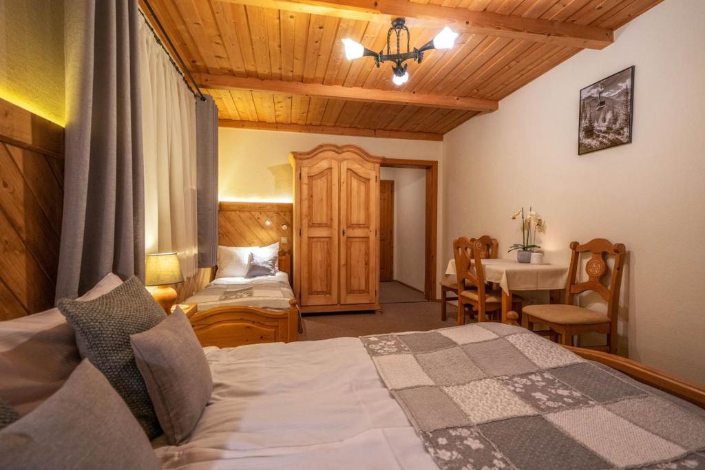 Willa i Domki Pod Reglami - 16