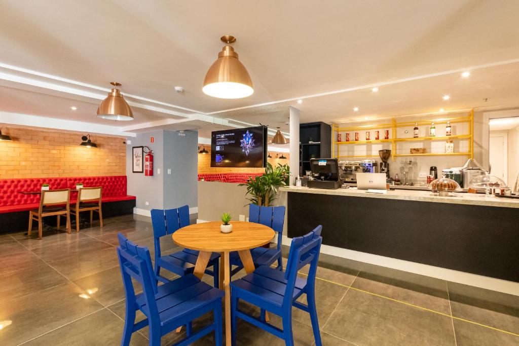  Studio Paiol - Central - AYN016
