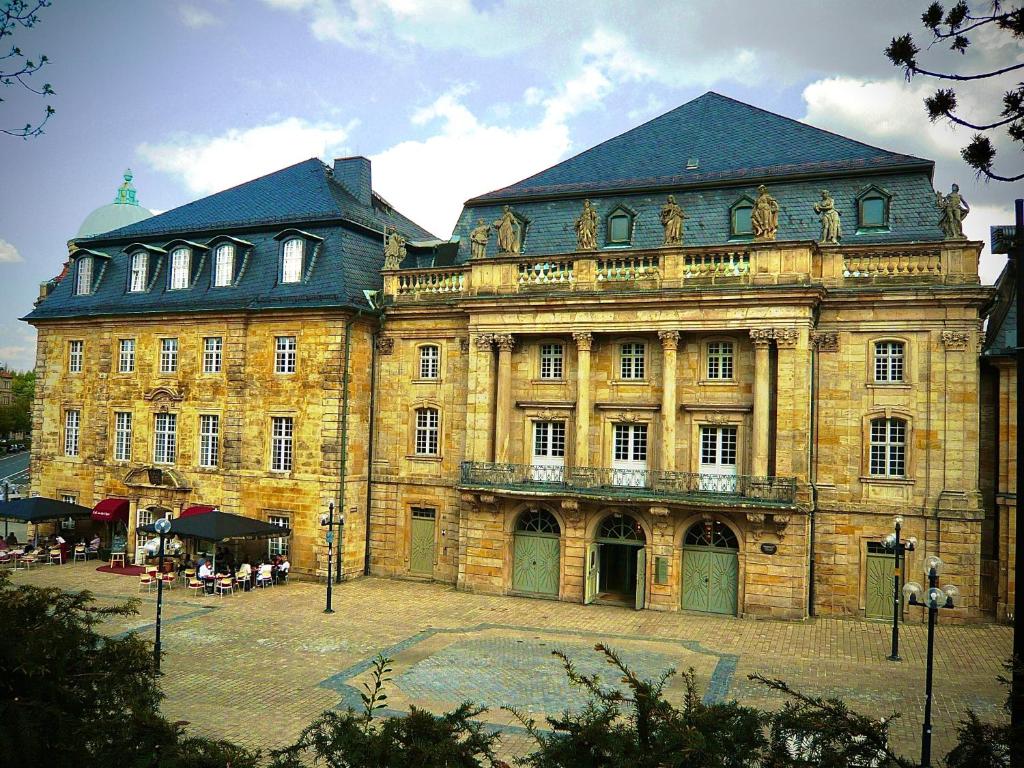 Budova, kde se hotel nachází
