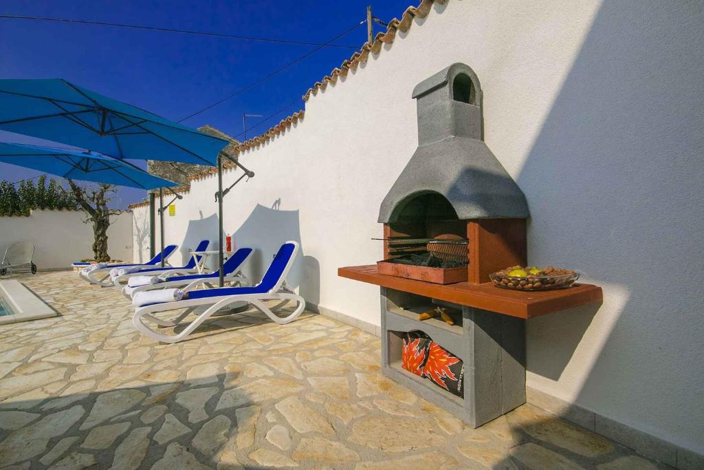 Zdjęcie z galerii obiektu Holiday home in Porec 35381 w mieście Dračevac