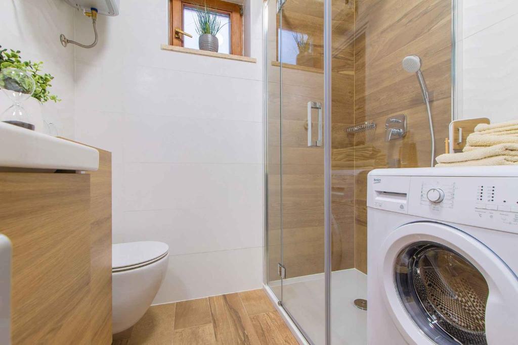 Łazienka w obiekcie Apartment in Njivice/Insel Krk 13329