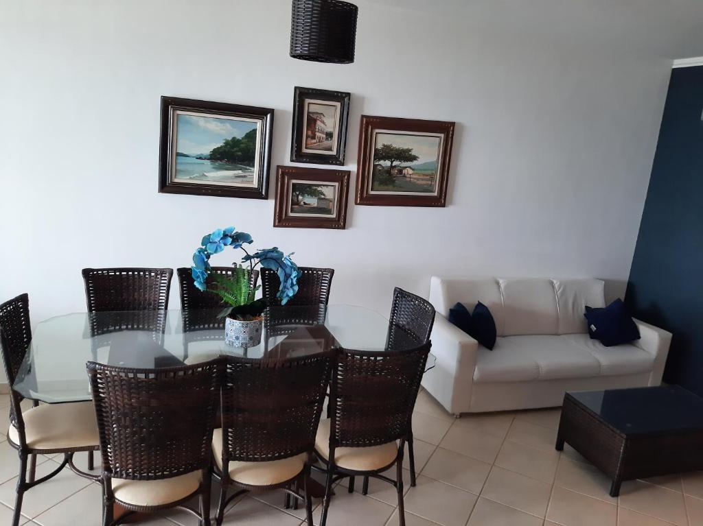  Praia Grande Ubatuba. Vista P/ o Mar