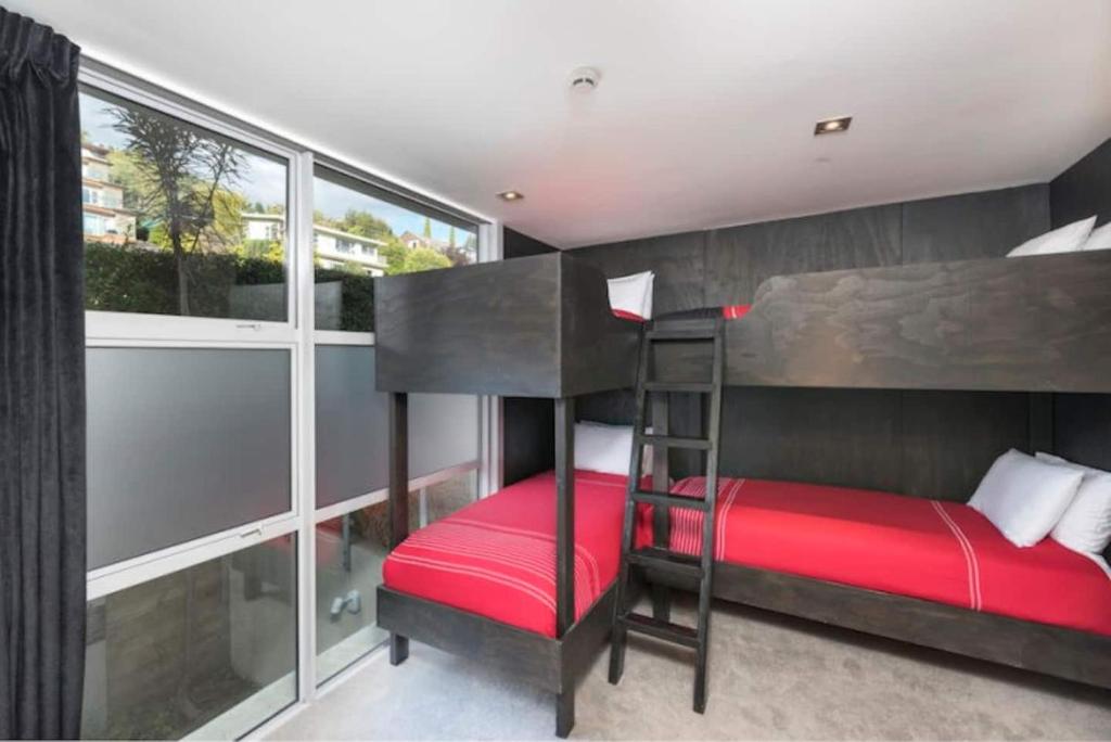 Brilliant Central Location - Resim 20