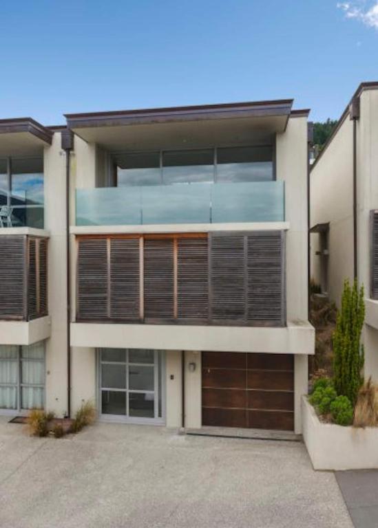 Brilliant Central Location - Resim 26