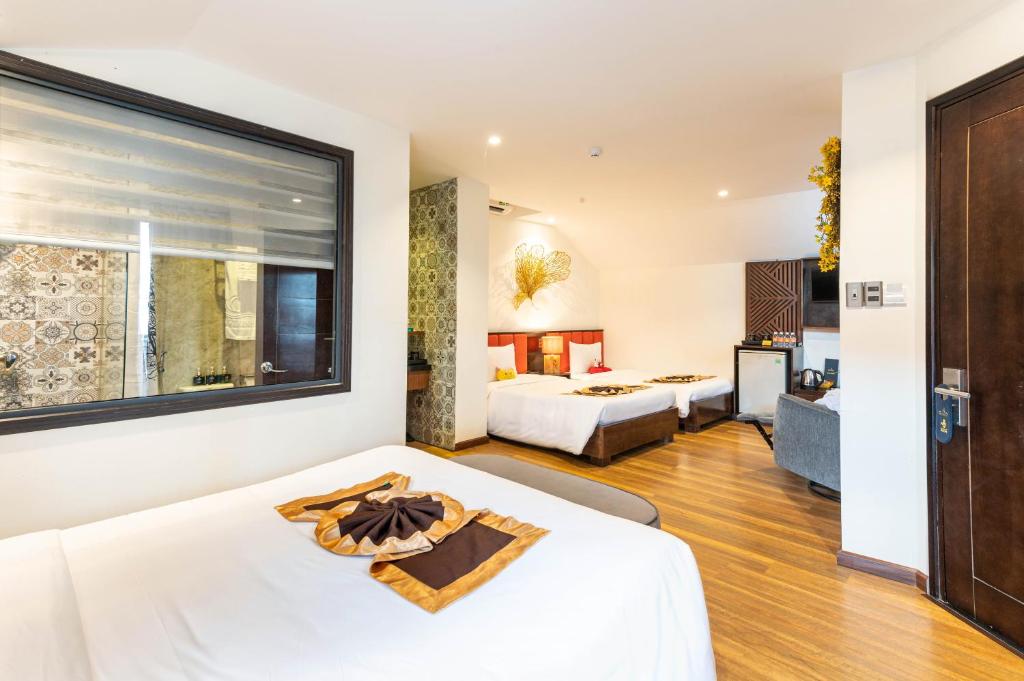 Foto dalla galleria di Hoang Trinh Hotel a Hoi An