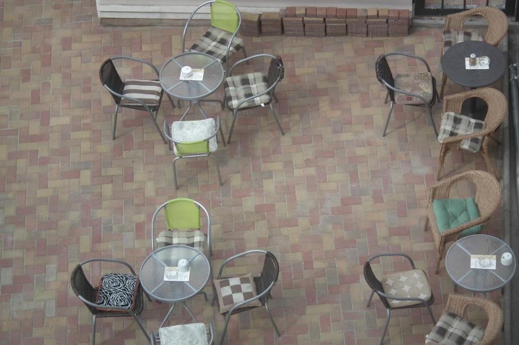 Reštaurácia alebo iné gastronomické zariadenie v ubytovaní Szent Gellért Hostel