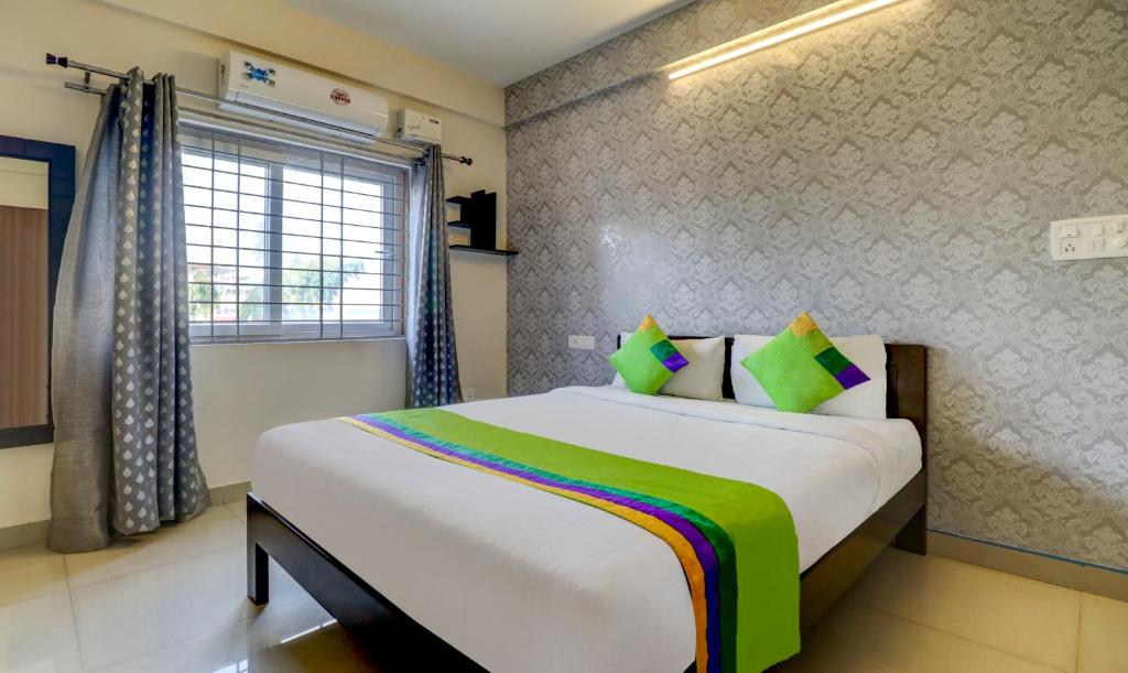 Treebo Trend Hotel 12 Degrees West Domlur, Bangalore – Updated 2022 Prices