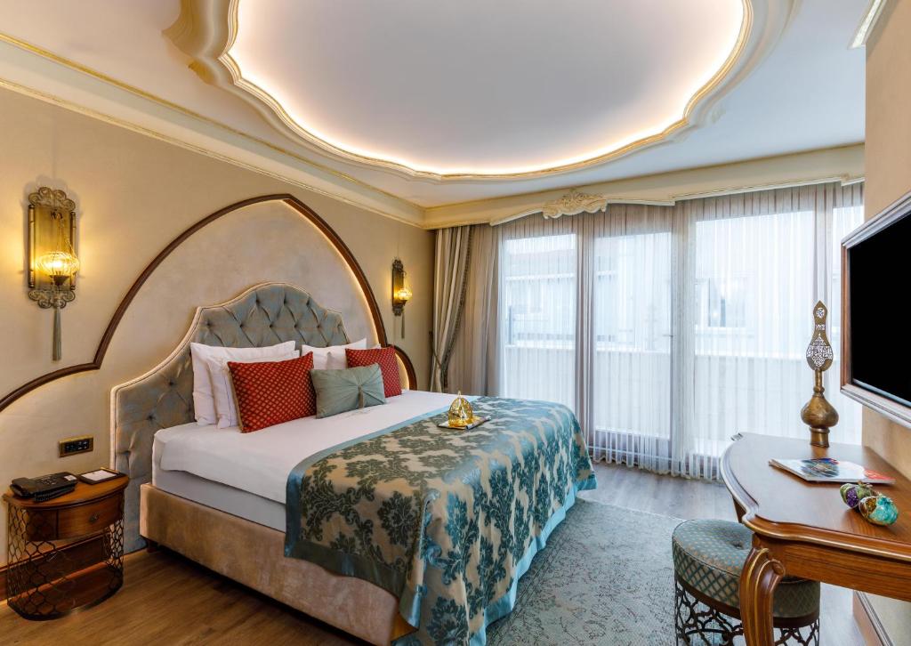 Romance Istanbul Hotel Boutique Class - King Suite With Hot Tub