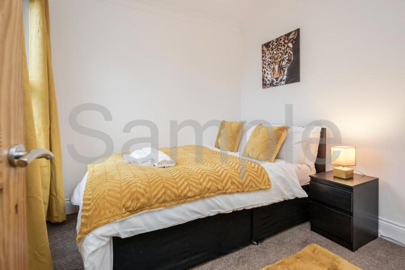 Two double bedroom Semi Detached house in Romford