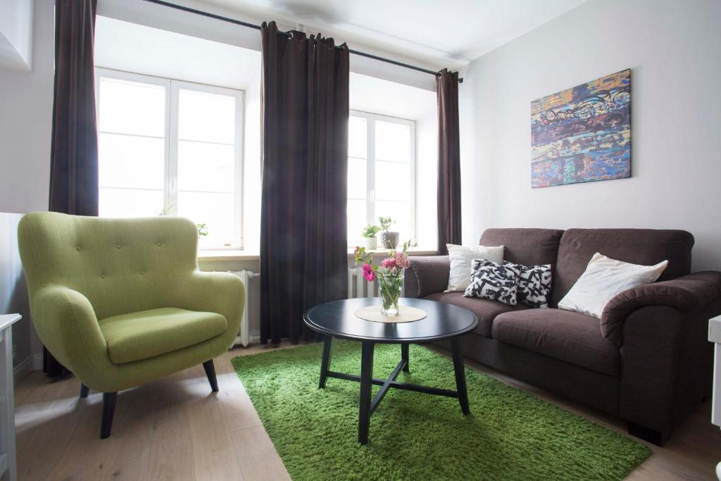 Suitetrails - Baron's Town Hall Apartments