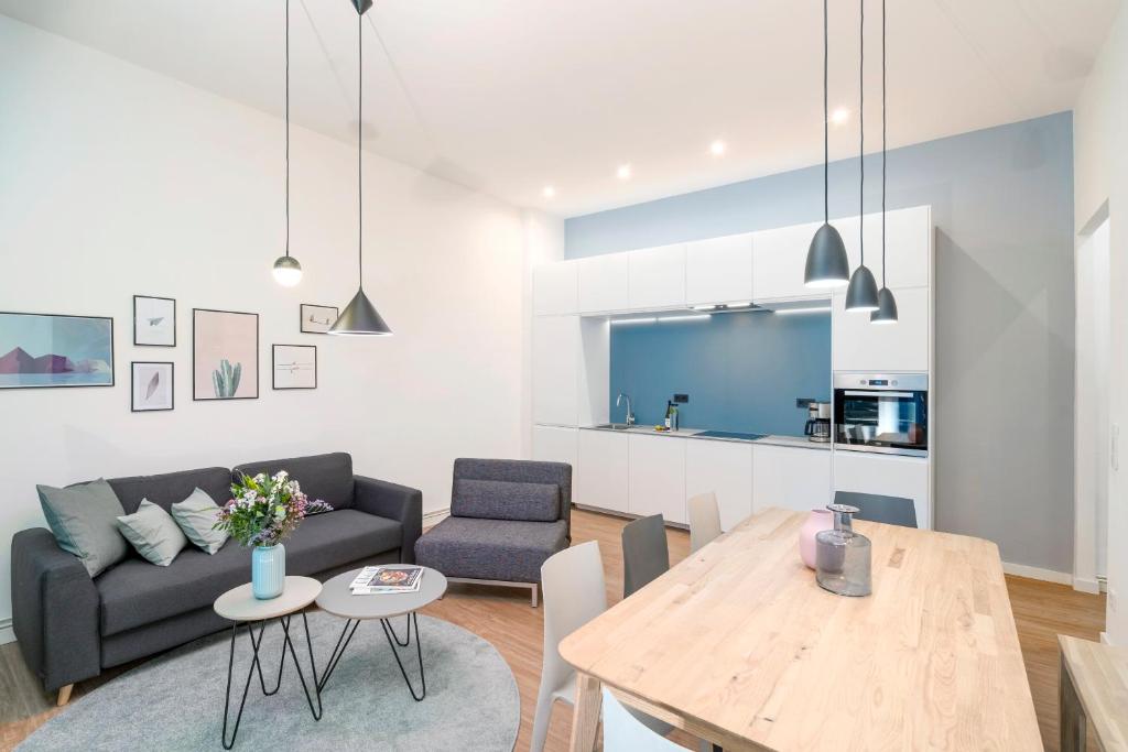 BENSIMON apartments Mitte/Wedding - Balkonlu Üç Yatak Odalı Daire