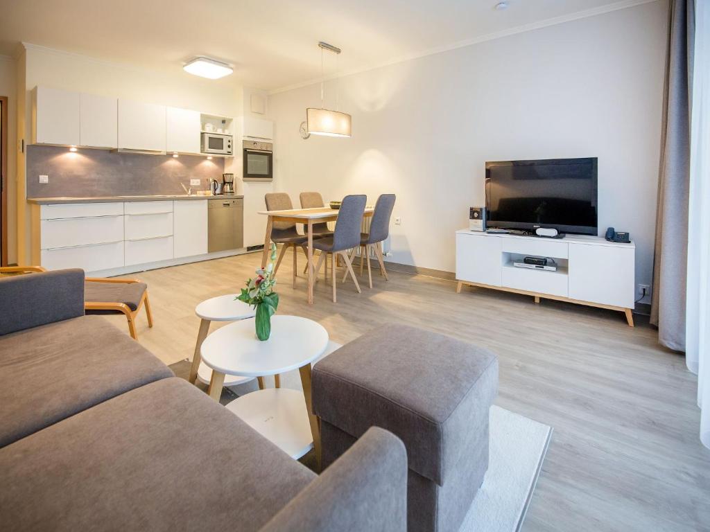 Dünenpark Binz - Komfort Ferienwohnung mit 1 Schlafzimmer und Balkon im Obergeschoss 158 - Housity